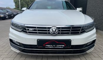 Volkswagen Passat full