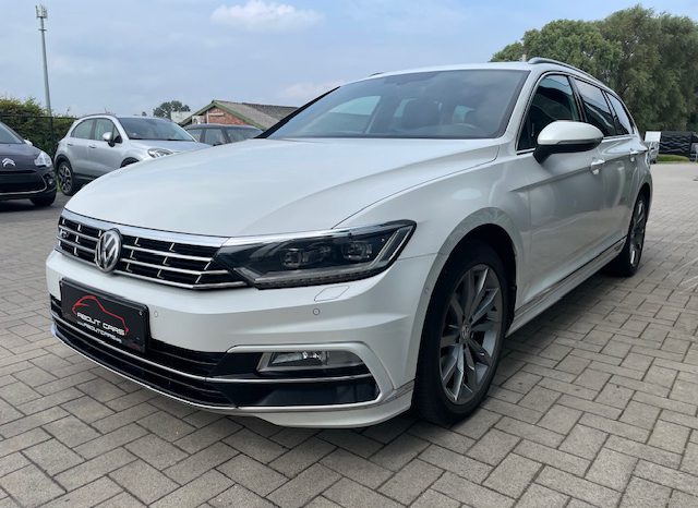 Volkswagen Passat full