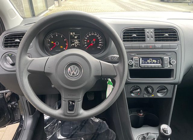 Volkswagen Polo full